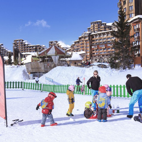 Kinderen op de piste in Avoriaz